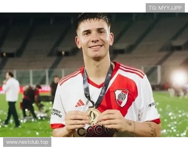 马斯坦托诺世俱杯首秀展现大将风度 自如发挥不炫技彰显成熟球技